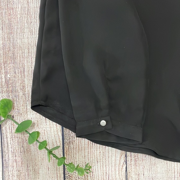 🌸 Clearance! 🌸 Forever21 Black Formal Long Sleeve Blouse/Shirt Size S - Picture 6 of 10